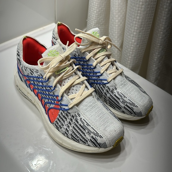 Nike Women’s Size 6 ZoomX Pegasus Running Shoe - Picture 3 of 3